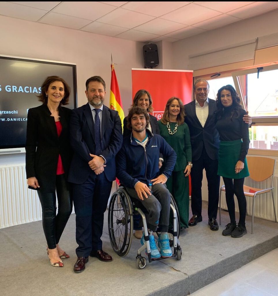 Dani Caverzaschi visita el Colegio Educare Torrevilano de la mano de la FMxD